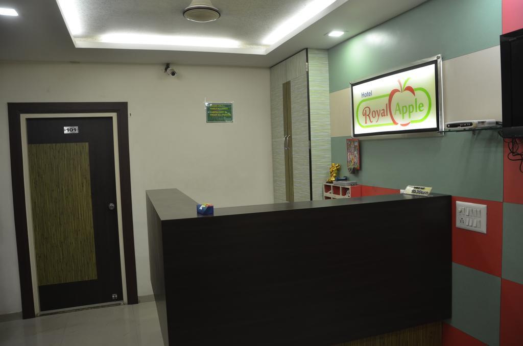 Hotel Royal Apple Ахмедабад Номер фото